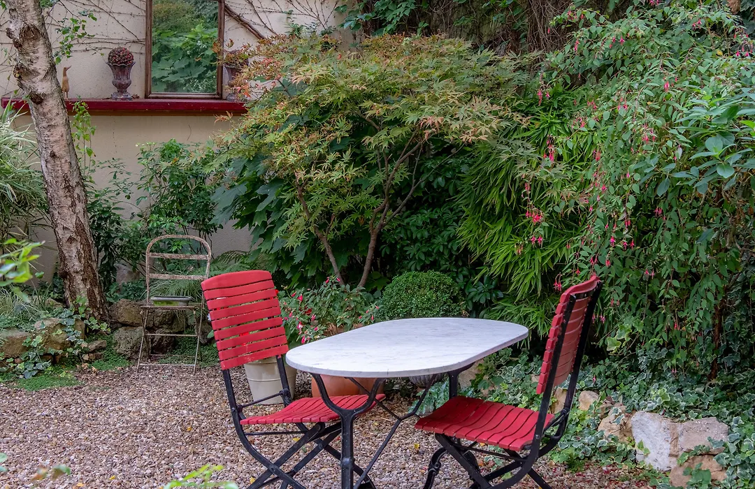 Hotel De L'Avre-1