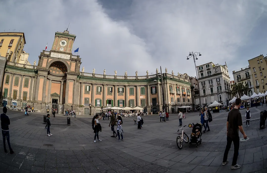 Le 4 Stagioni Napoli Centro-1
