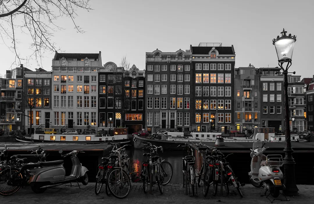Luxury Suites Amsterdam-1