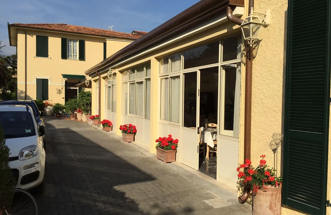 Hotel Verdesolemare-1