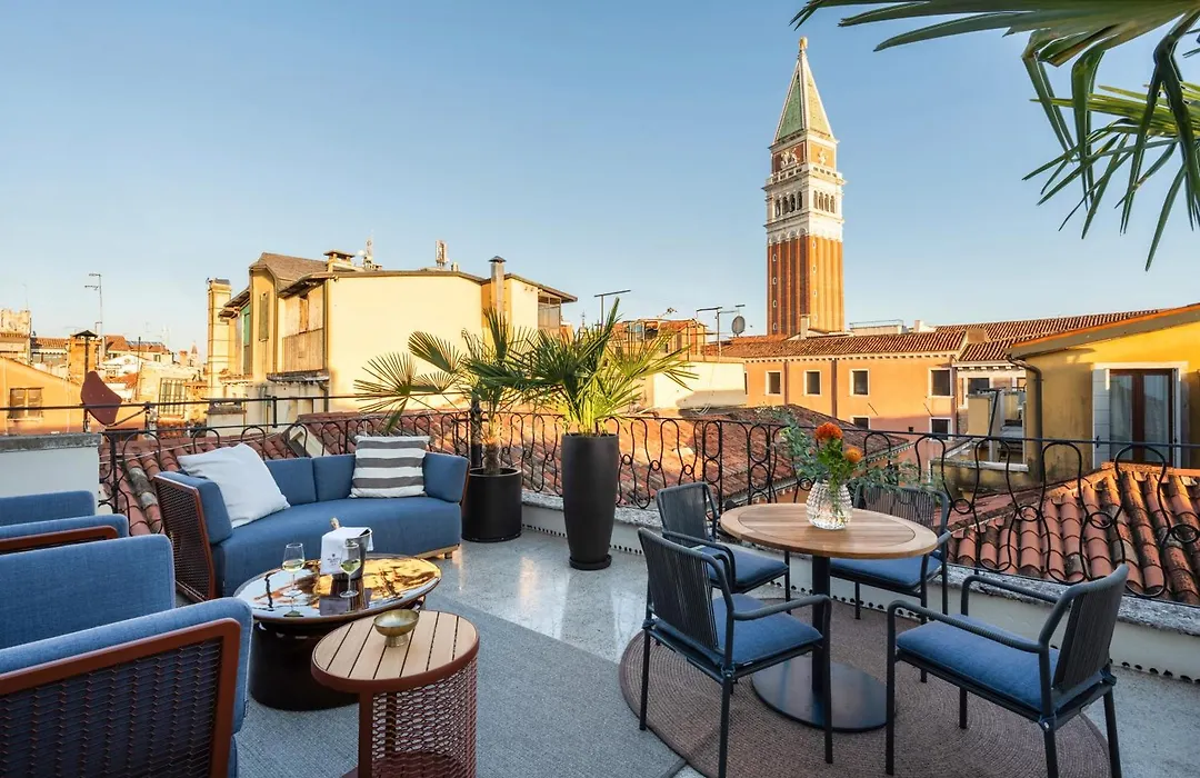 Palazzo Rota Luxury Apartments-1