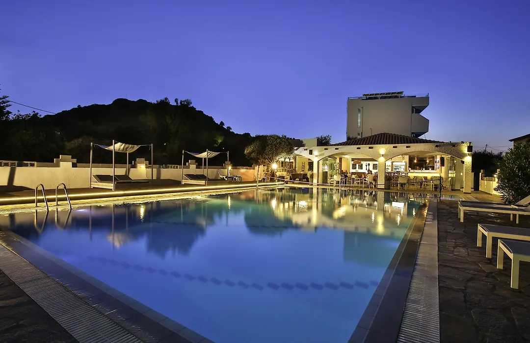 Malibu Boutique Studios & Bungalows-1