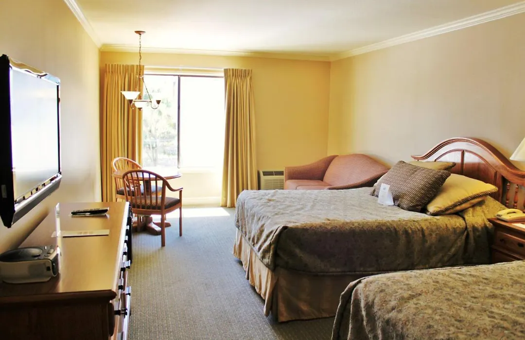 Columbus Inn-1