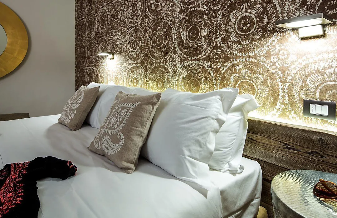 Mercatovecchio Luxury Suites-1