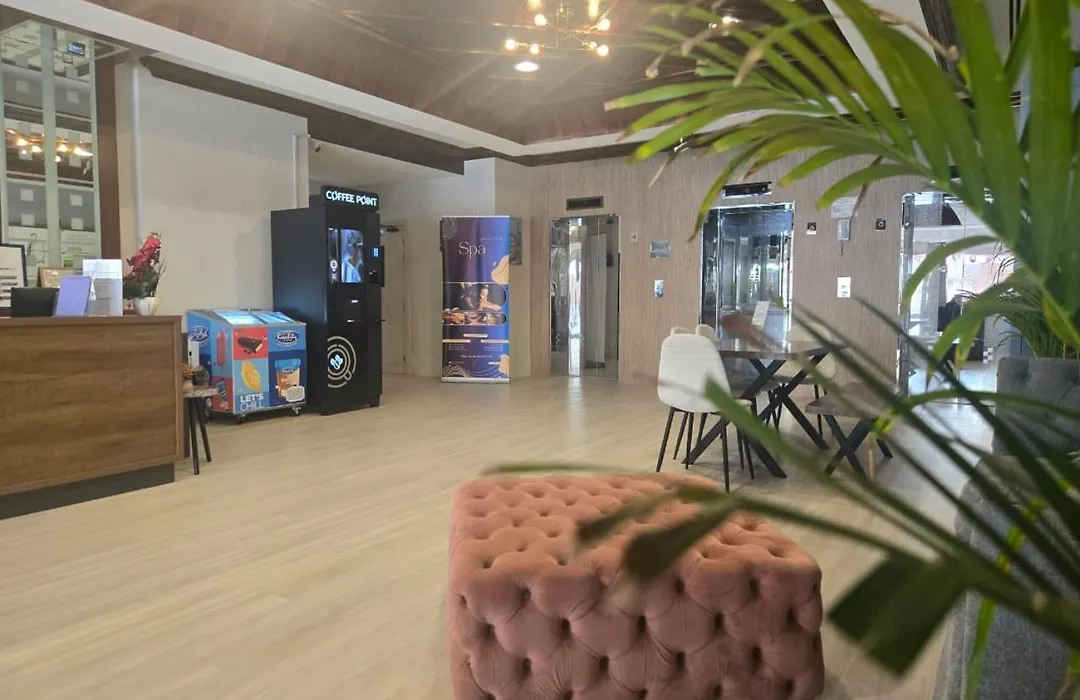 Al Raya Hotel Apartments-1
