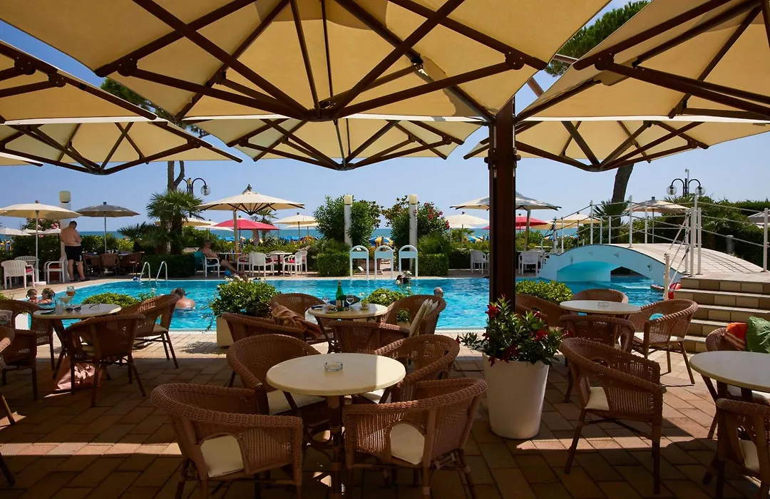 Ruhl Beach Hotel & Suites-1