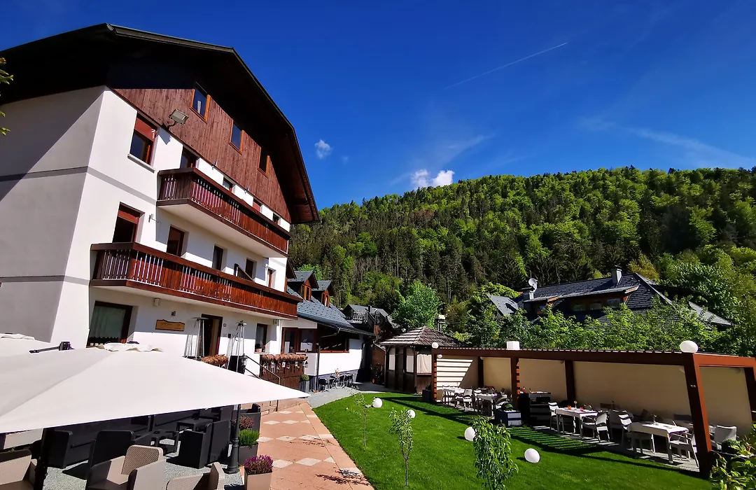 Hotel Tarvisio Four Seasons-1