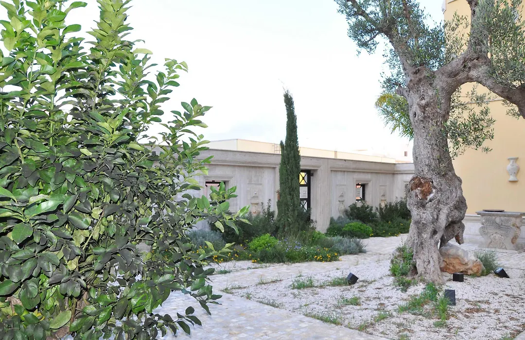 Bhb Hotel-1