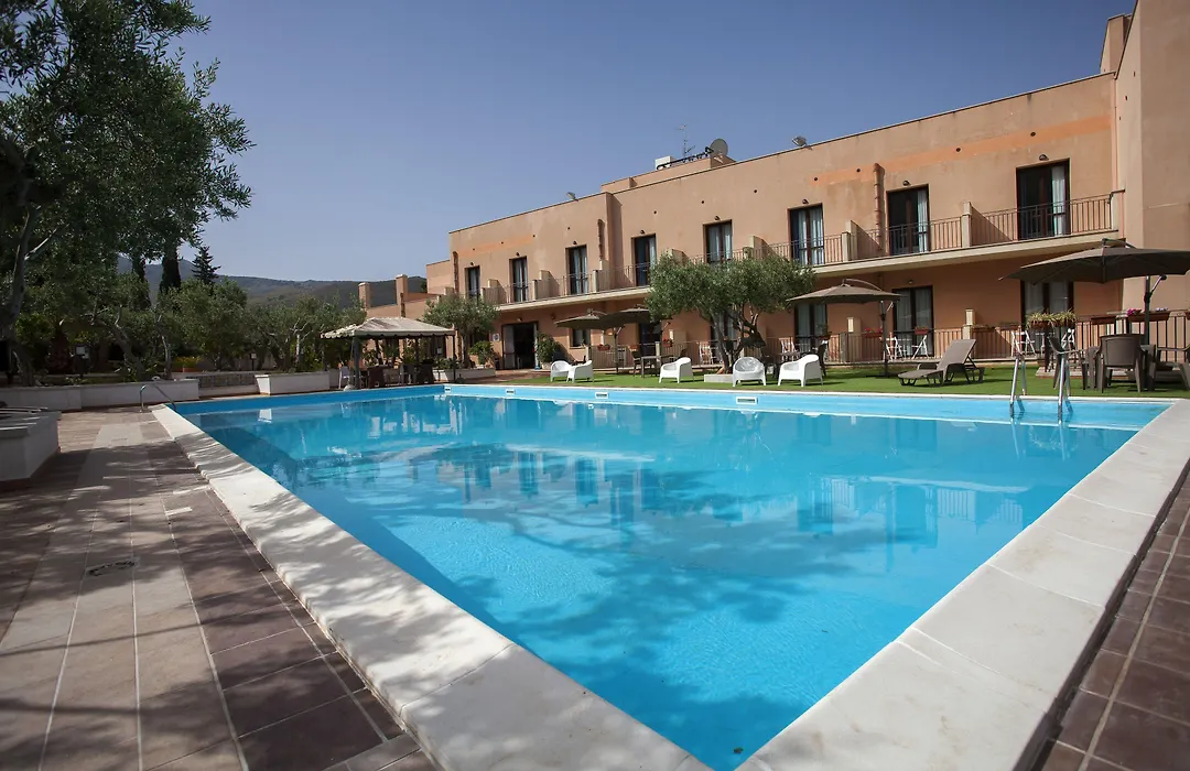 Hotel Achibea-1