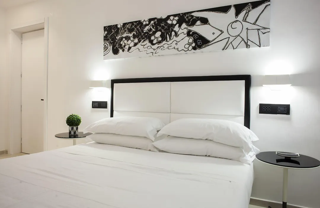 LHP Suite Napoli Parco Margherita-1