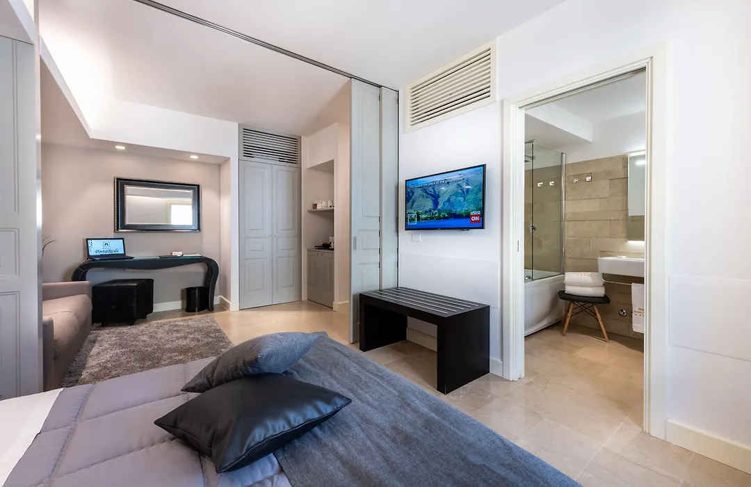 Hotel Porta Reale-1