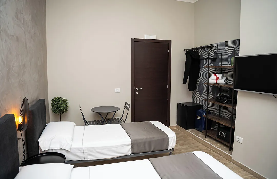 Napoli City Rooms-1
