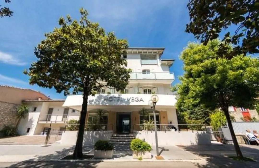 Hotel Vega-1