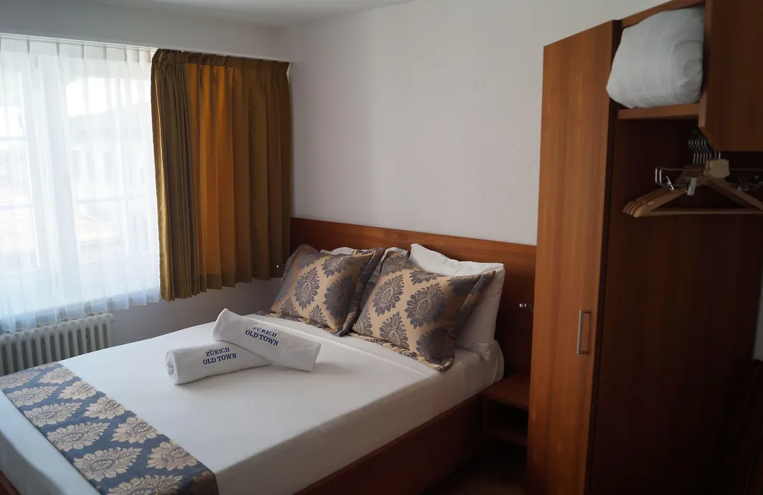 Hotel Old Town-1