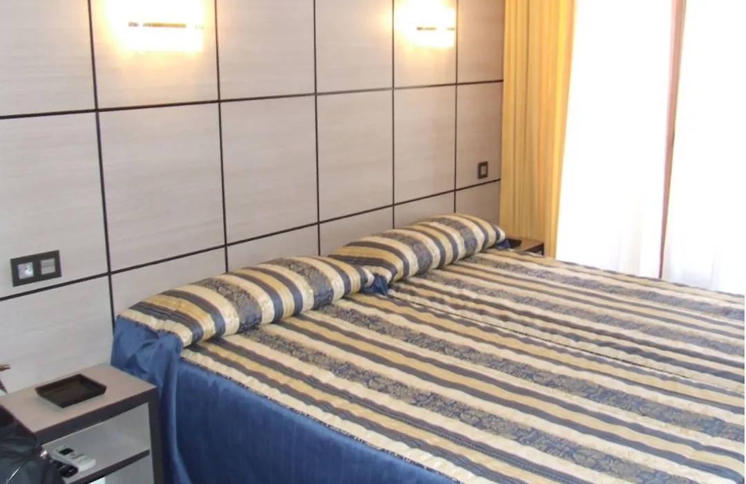 Hostal Larios-1