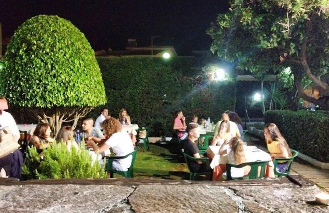 Le Arcate-1