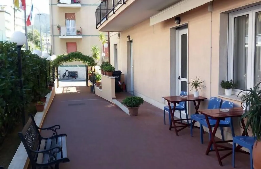 Hotel San Nazario-1