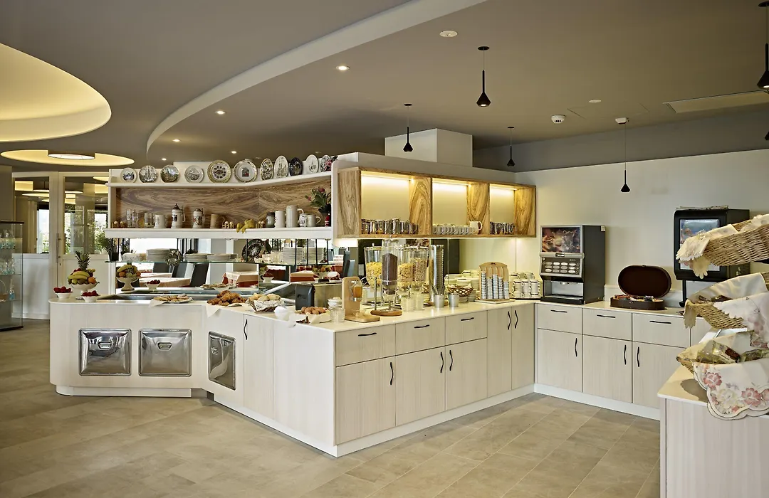 Hotel La Fiorita-1