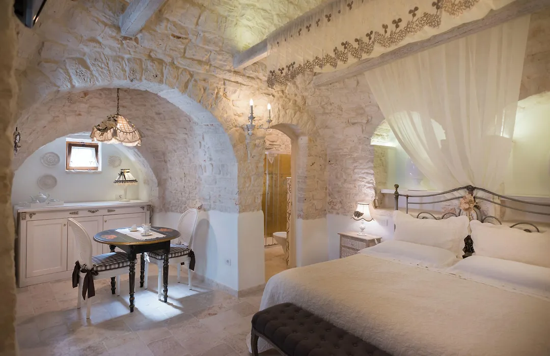 Romantic Trulli-1