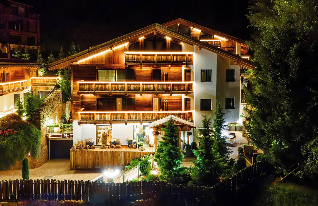 Hotel Montchalet-1
