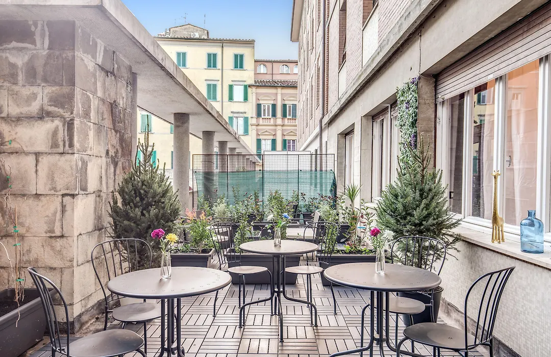 Aweshomeitaly - Hanging Gardens-1