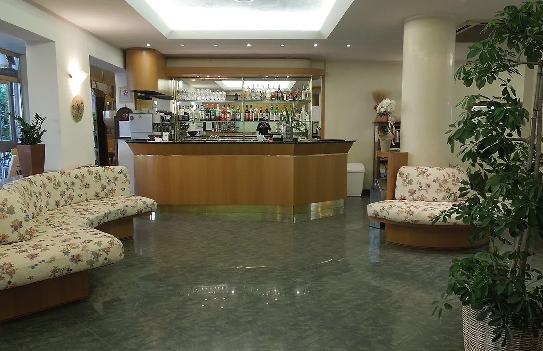 Hotel Fior Di Pino-1
