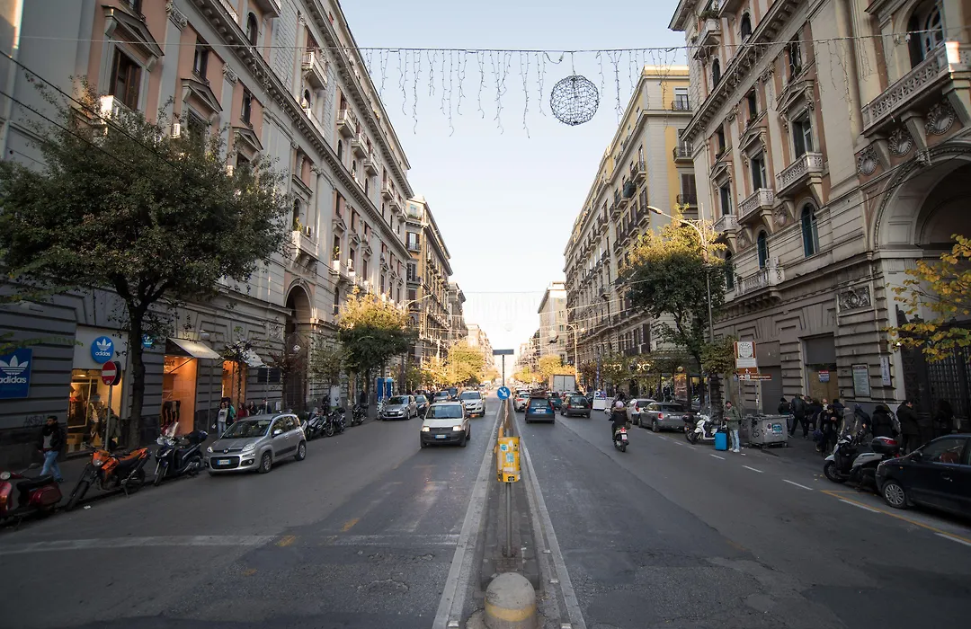 Napoliamo Guest House-1