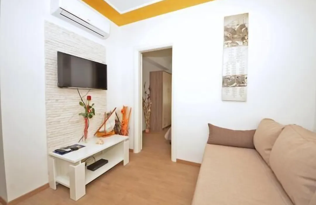 Guest House Mia-1