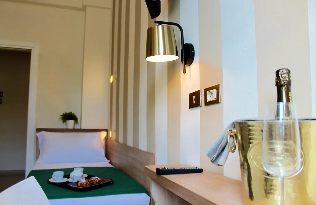 King Hotel-1