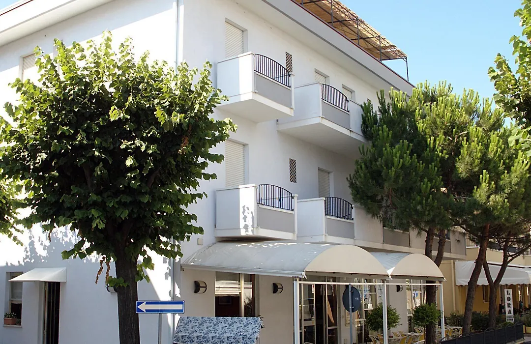 Hotel Lora-1