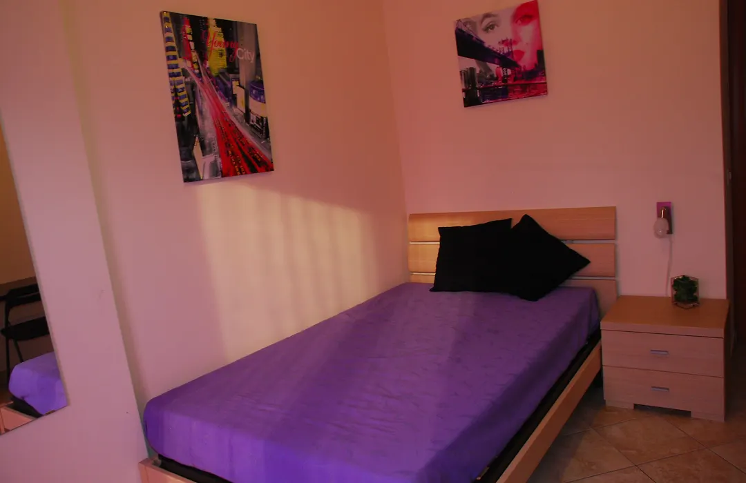 Stefy'S Rooms-1
