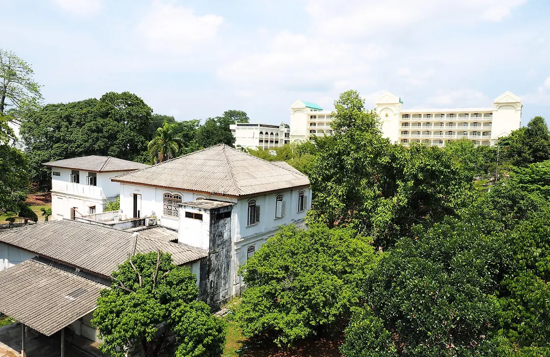 Siri Hotel Phuket-1