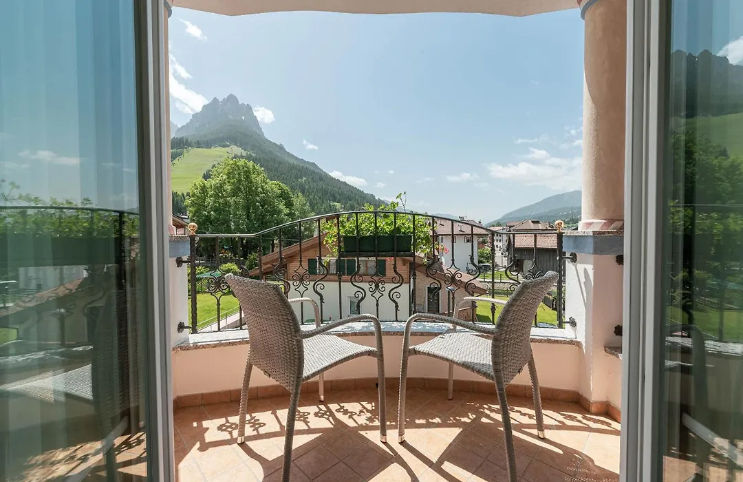 Hotel Chalet Sas Morin-1