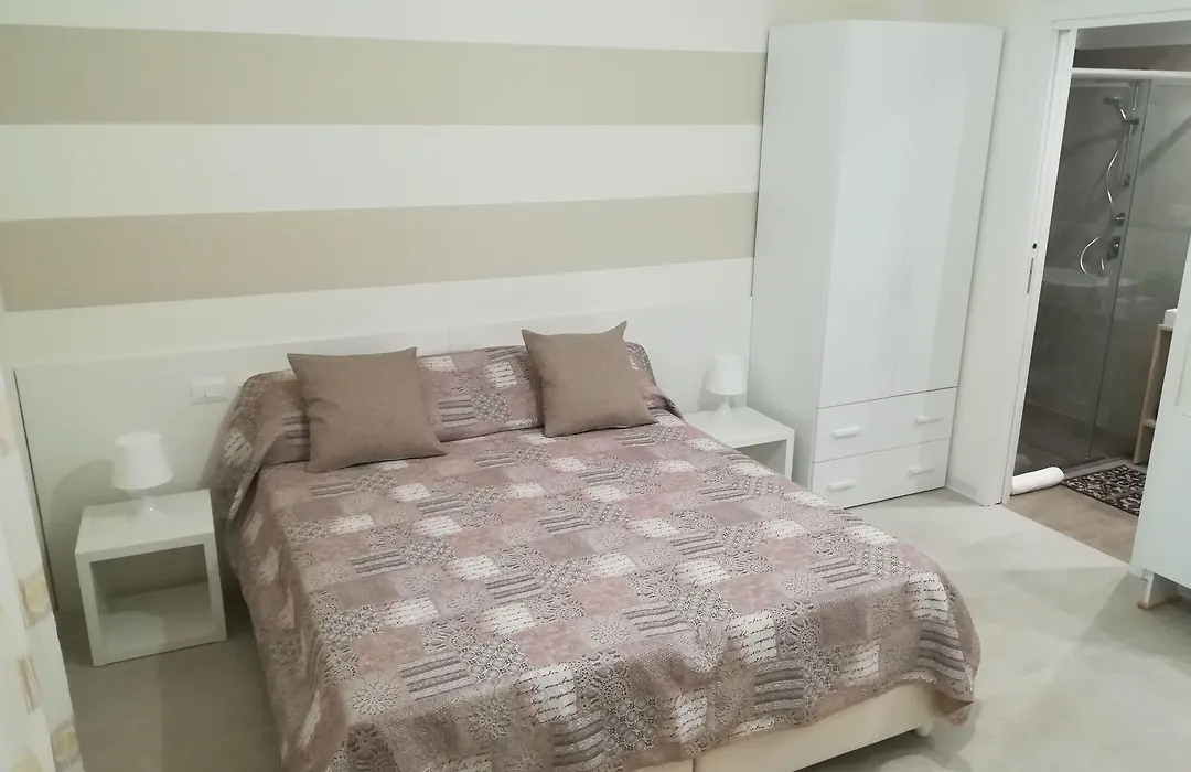Guest House B&B Via Marina-1