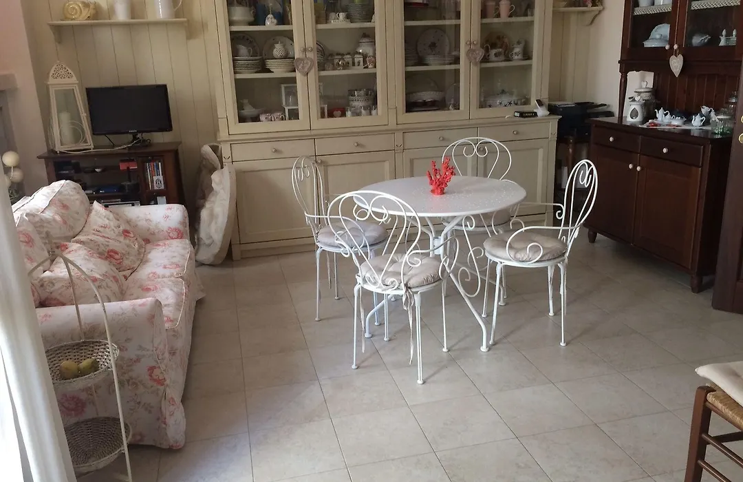 B&B Pesciolino Rosso-1