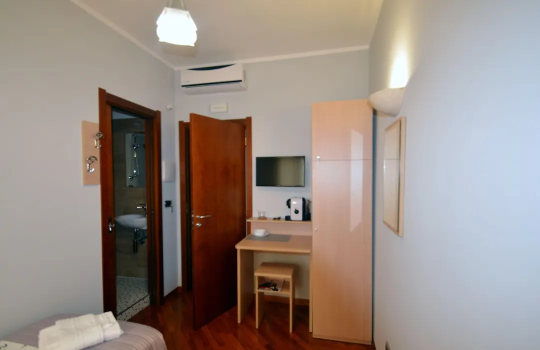 B&B Studio 162-1