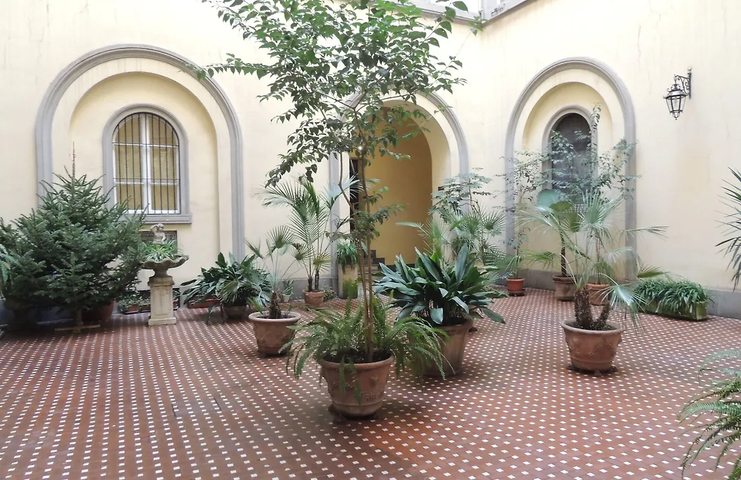 Maison Piazza Cavour-1