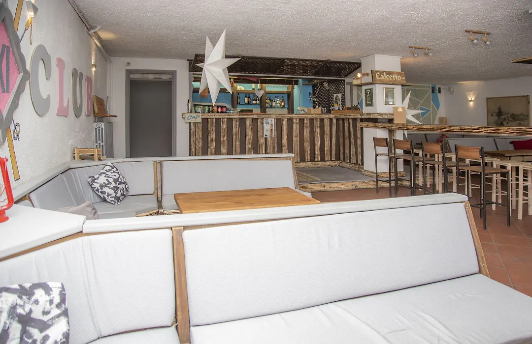 Hotel Monte Triplex-1