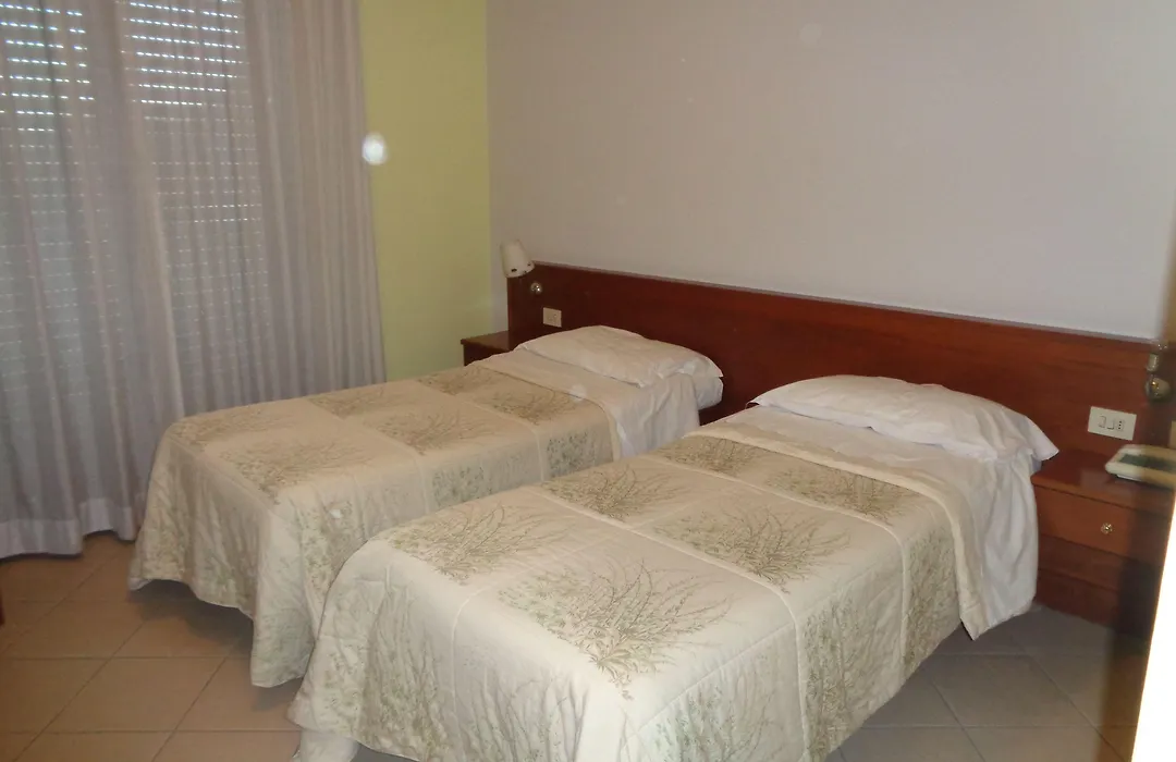 Hotel Millennium - Orte-1