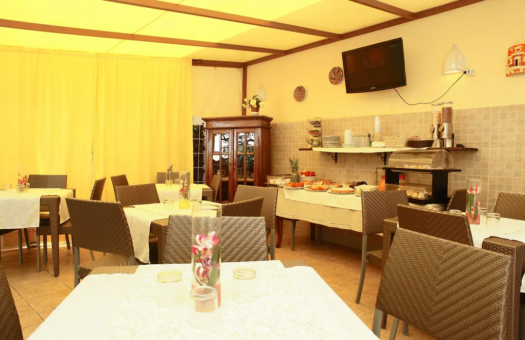 Coralia Bed & Breakfast-1