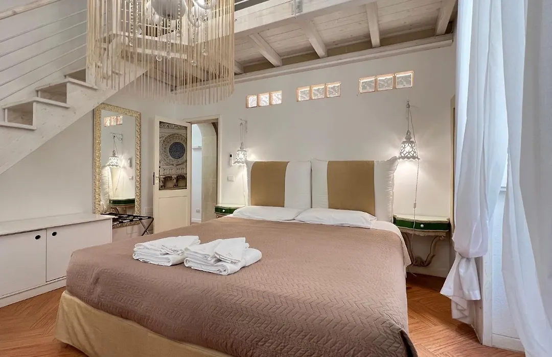 Cadelli Luxury Suite-1