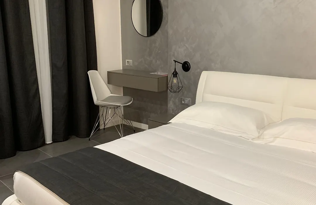 ApartHotel Bossi-1