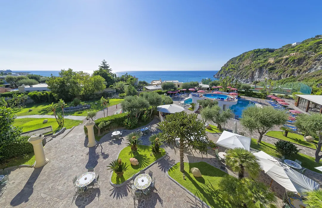 Hotel Zaro-1