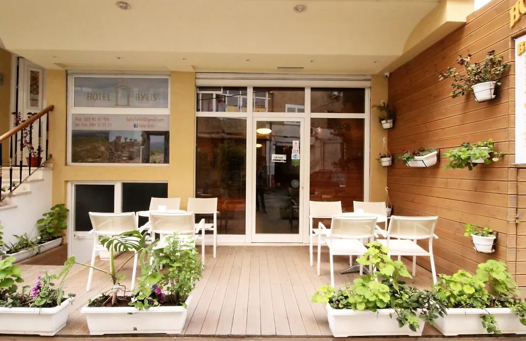 Hotel Bylis-1