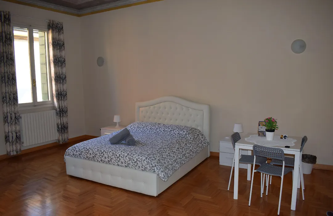Casa Roma Rooms-1