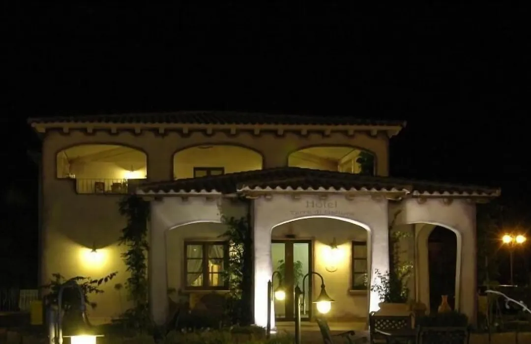 Hotel Terra Di Gallura-1