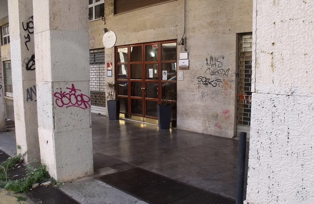 Hotel Plaza Ungheria-1