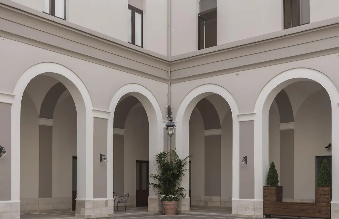 Residenza d’epoca Chiostro San Francesco-1