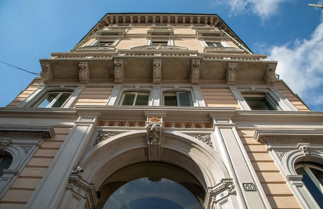 Daplace - Corso Monforte Suites-1