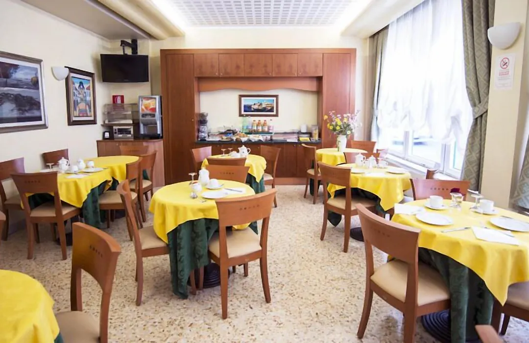 Hotel Brennero-1